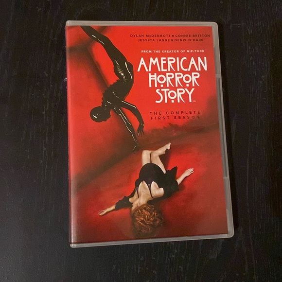 American Horror Story - Picture 1 of 5